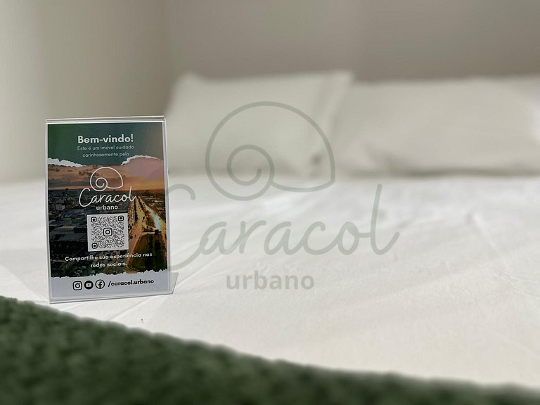 Lindo apartamento de 2/4 com ar condicionado em prédio famil