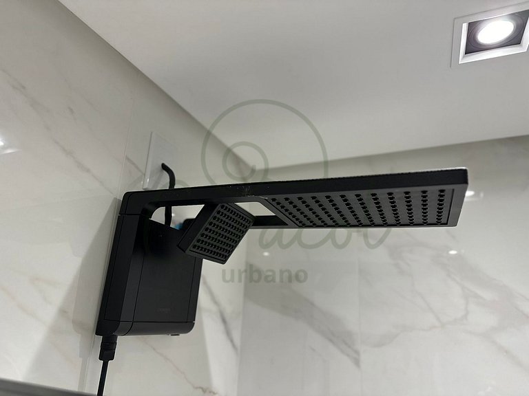 Studio modelo com piscina na cobertura
