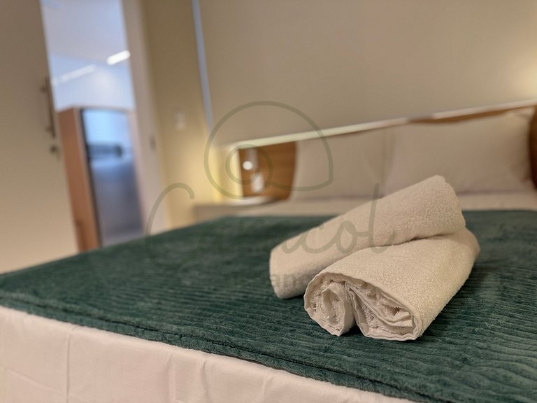 Apartamento com Suíte e sala climatizada