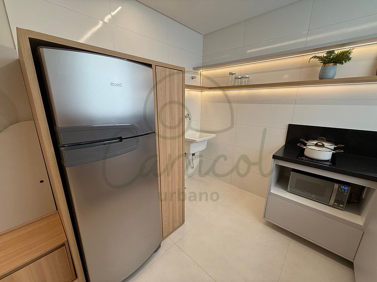Apartamento com Suíte e sala climatizada