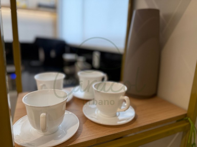 Apartamento com Suíte e sala climatizada