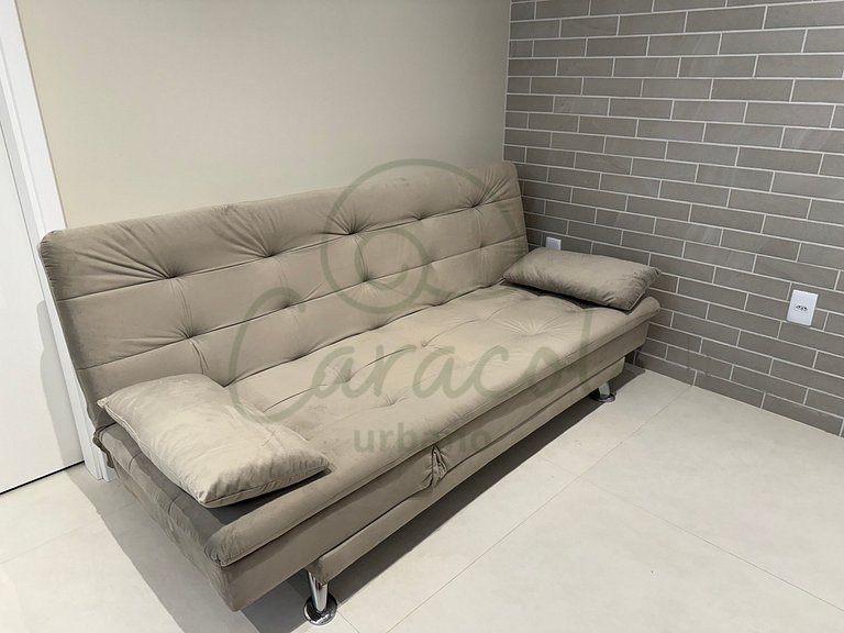 Apartamento com Suíte e sala climatizada
