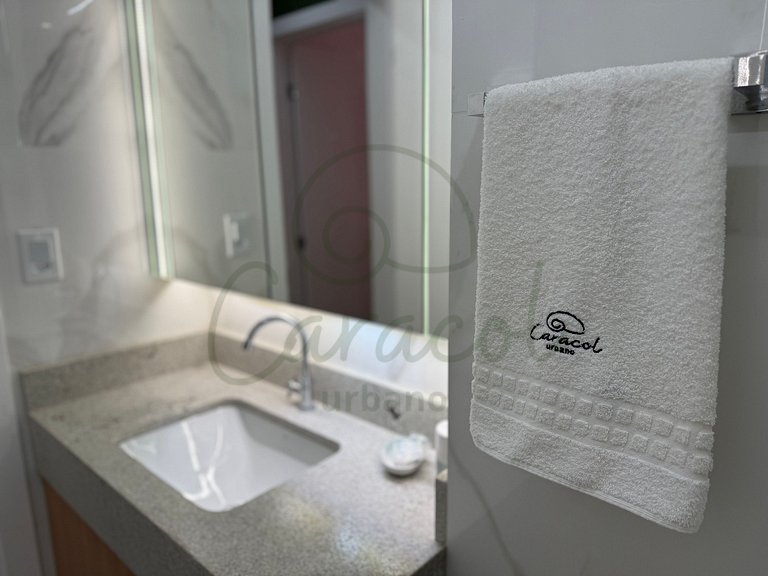 City House - Apartamento 2/4 com suíte