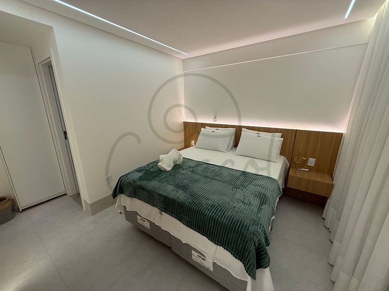 City House - Apartamento 2/4 com suíte
