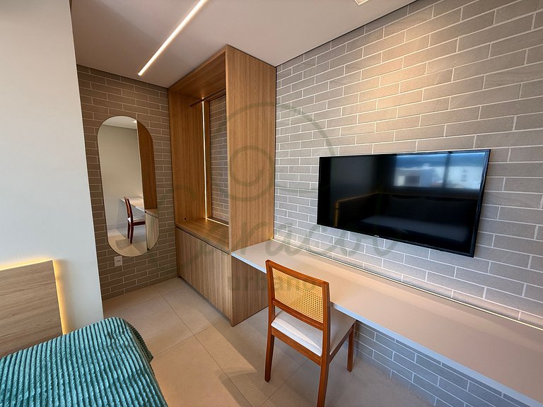 Apartamento com Suíte e sala climatizada